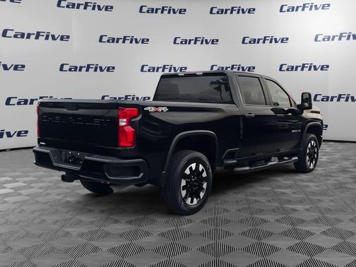 2020 Chevrolet Silverado 2500 Custom