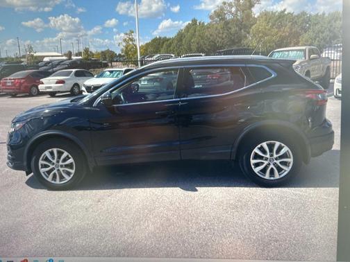 2020 Nissan Rogue Sport SV