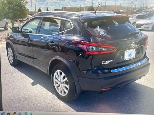 2020 Nissan Rogue Sport SV