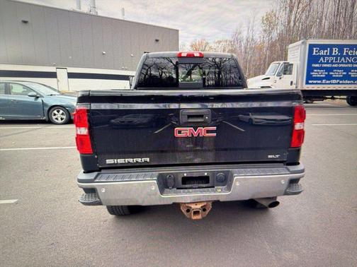 2017 GMC Sierra 2500 SLT
