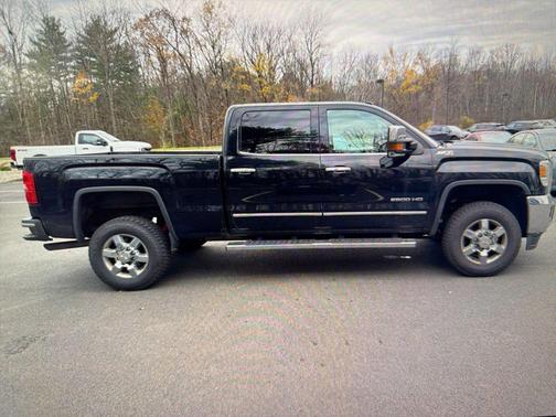 2017 GMC Sierra 2500 SLT