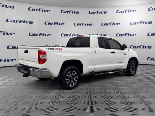 2017 Toyota Tundra SR5