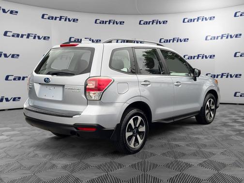 2017 Subaru Forester 2.5i