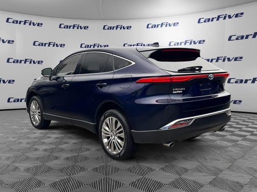 2022 Toyota Venza Limited