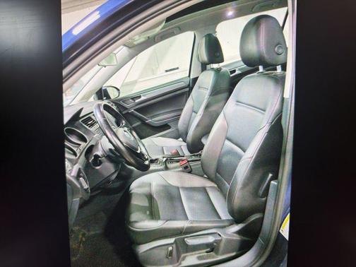 2018 Volkswagen Golf SportWagen TSI SE