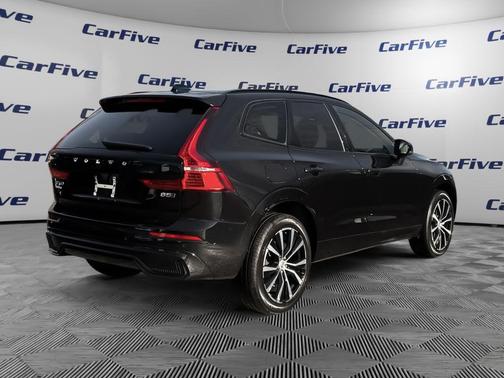 2025 Volvo XC60 B5 Plus