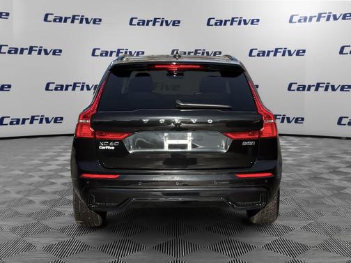 2025 Volvo XC60 B5 Plus