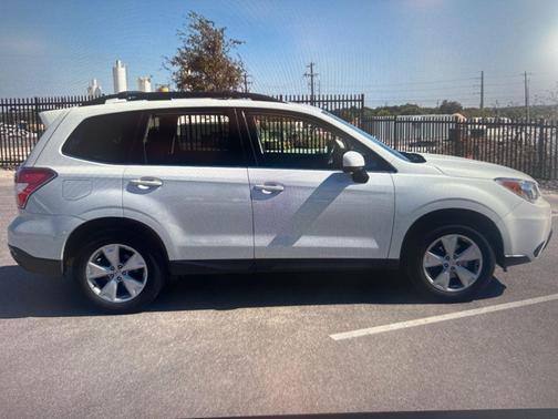 2016 Subaru Forester 2.5i Limited