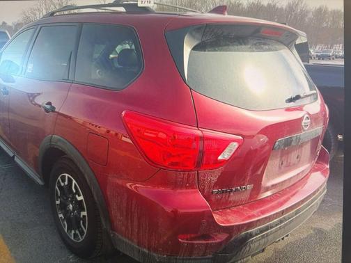 2020 Nissan Pathfinder SL 4WD