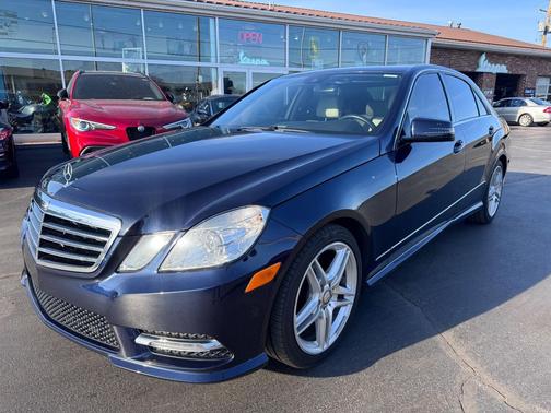 Lunar Blue Metallic 2013 Mercedes-Benz E-Class 4MATIC