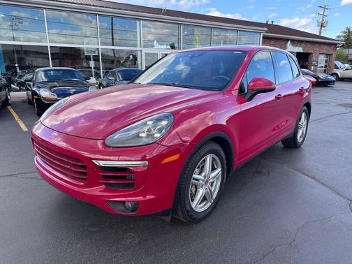 Carmine Red Metallic 2015 Porsche Cayenne Cayenne