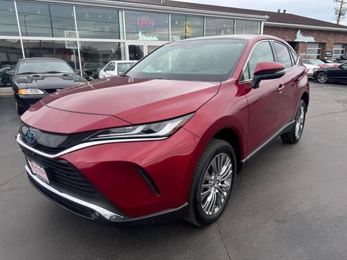 Ruby Flare Pearl 2024 Toyota Venza Limited