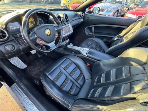 2010 Ferrari California Base