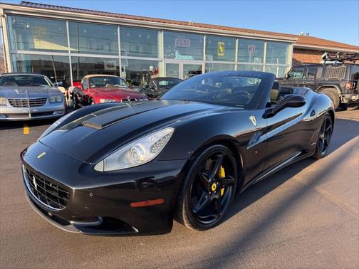 2010 Ferrari California Base