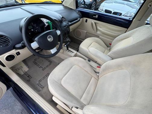 2002 Volkswagen New Beetle GLS