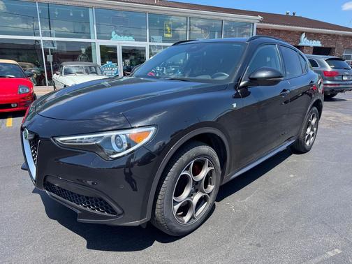 2022 Alfa Romeo Stelvio Ti