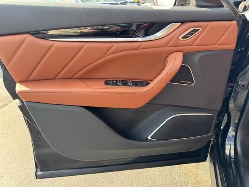 2022 Maserati Levante GT