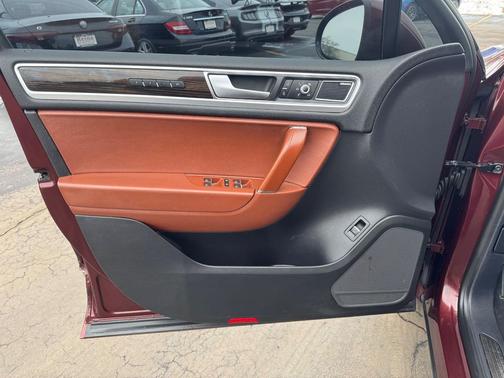 2017 Volkswagen Touareg V6 Executive