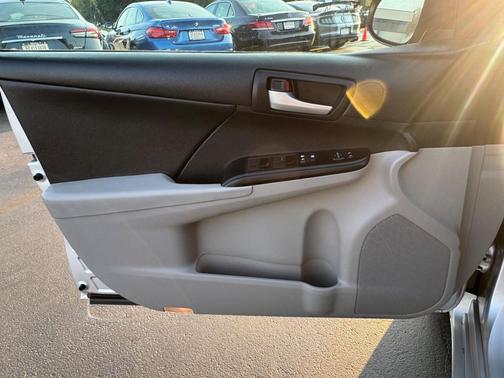 2013 Toyota Camry LE