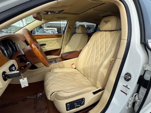 2016 Bentley Flying Spur V8