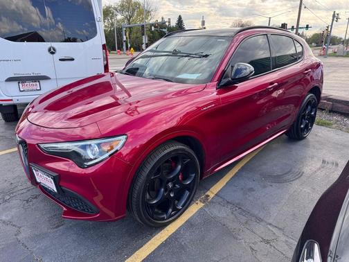 osso (Red) Etna 2022 Alfa Romeo Stelvio Ti