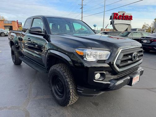 2023 Toyota Tacoma SR5