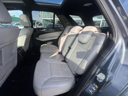 2015 Mercedes-Benz M-Class 4MATIC