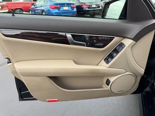 2013 Mercedes-Benz C-Class C 300 4MATIC Sport
