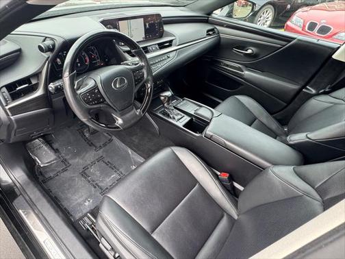 2019 Lexus ES 350 Base
