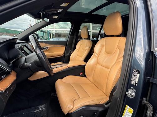 2018 Volvo XC90 T6 Inscription