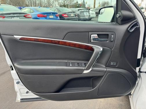 2011 Lincoln MKZ Base