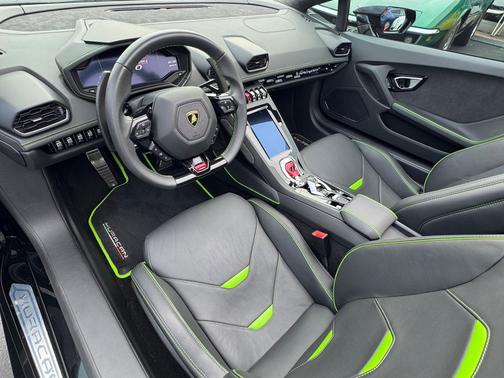 2020 Lamborghini Huracan EVO EVO Spyder AWD