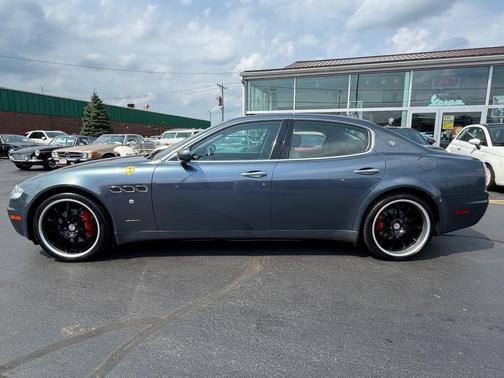 2005 Maserati Quattroporte Sedan