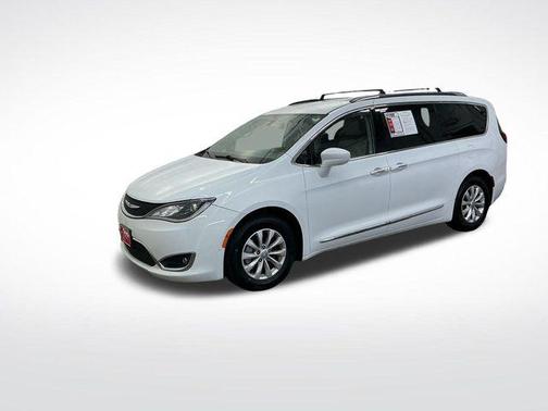 2018 Chrysler Pacifica Touring-L Plus