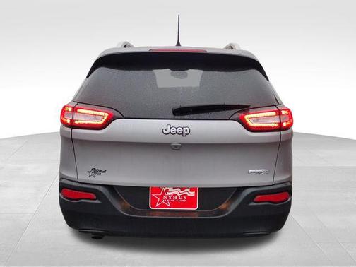2018 Jeep Cherokee Latitude Plus
