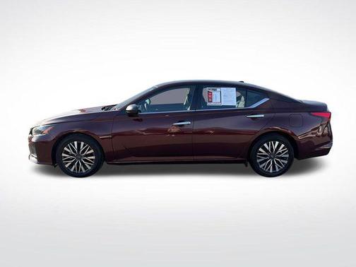 Garnet Pearl Metallic 2024 Nissan Altima 2.5 SV