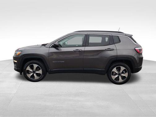 2017 Jeep New Compass Latitude