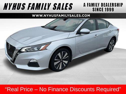 2022 Nissan Altima 2.5 SV