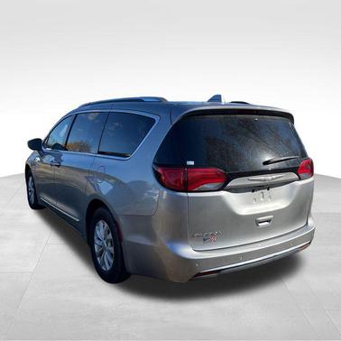 2018 Chrysler Pacifica Touring-L Plus