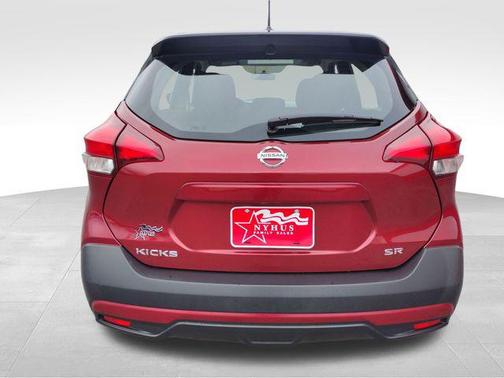 2018 Nissan Kicks SR