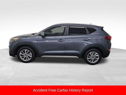 2017 Hyundai TUCSON SE Plus