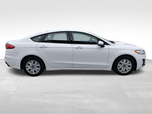 2019 Ford Fusion S