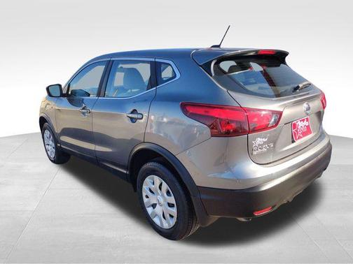 2017 Nissan Rogue Sport S