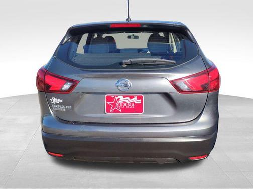 2017 Nissan Rogue Sport S