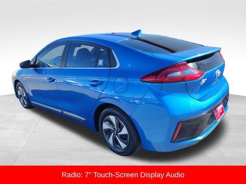 2017 Hyundai IONIQ Hybrid SEL