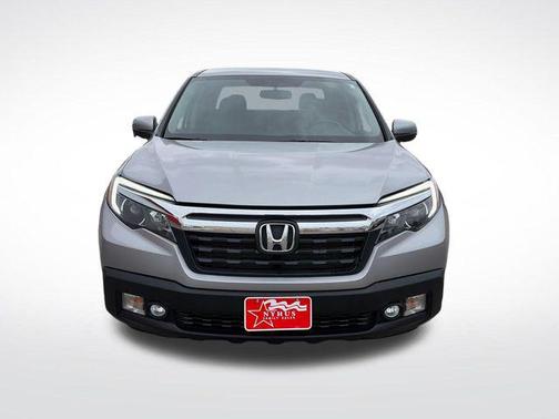 Lunar Silver Metallic 2017 Honda Ridgeline RTL