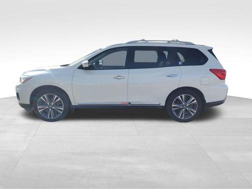 2018 Nissan Pathfinder Platinum