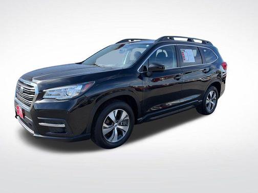 Crystal Black Silica 2022 Subaru Ascent Premium 7-Passenger