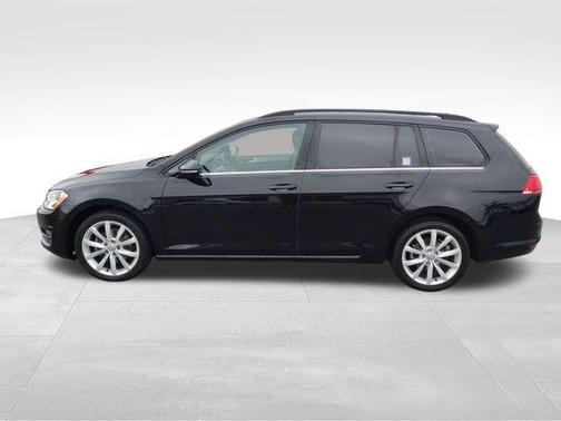 2017 Volkswagen Golf SportWagen TSI SE