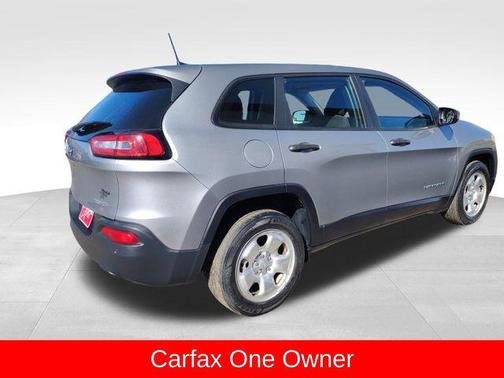 2017 Jeep Cherokee Sport
